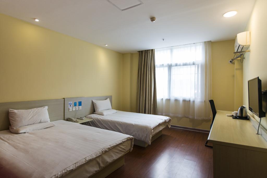 Hanting Express Shanghai Pudong Airport Exterior photo